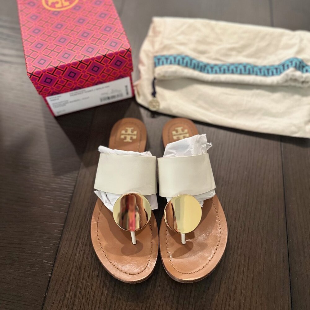 Authentic Luxury Tory Burch Patos Disk Sandal – Calf Leather in a size 7